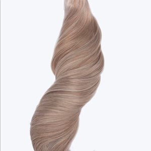 BELLAMI SILK SEAM 240G 22" ASH BRONDE MARBLE BLEND HAIR EXTENSIONS